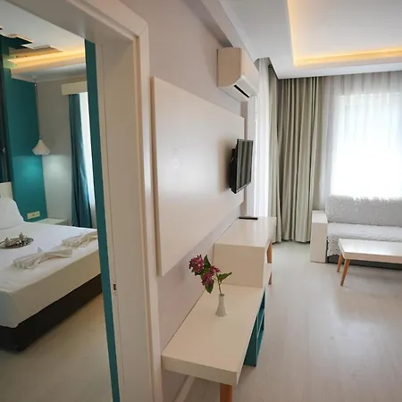 Sea Front Pansiyon Antalya