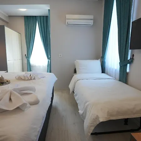 Sea Front Pansiyon Hotel Antalya