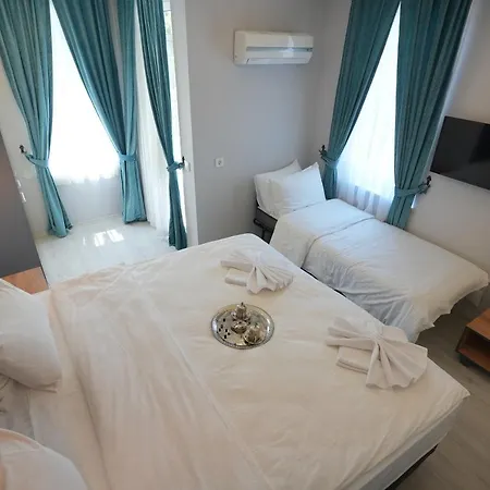 Nar 15 Boutique Hotel *