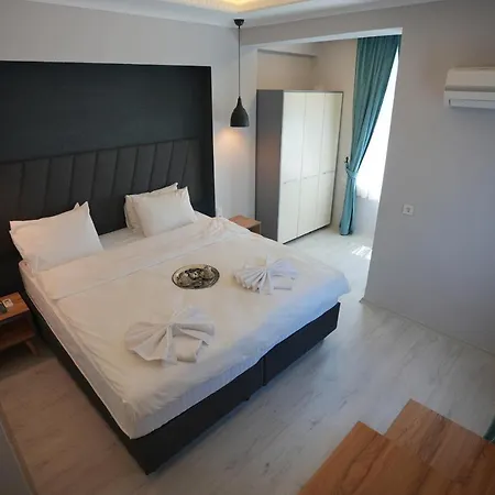 Sea Front Pansiyon Hotel Antalya