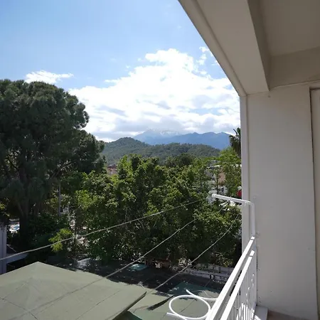 Nar 15 Boutique ケメル