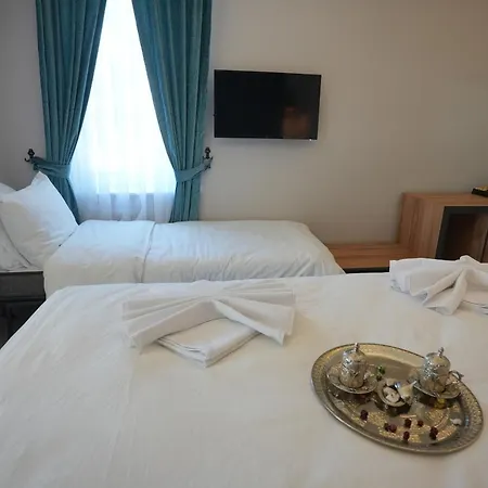 Hotel Sea Front Pansiyon *