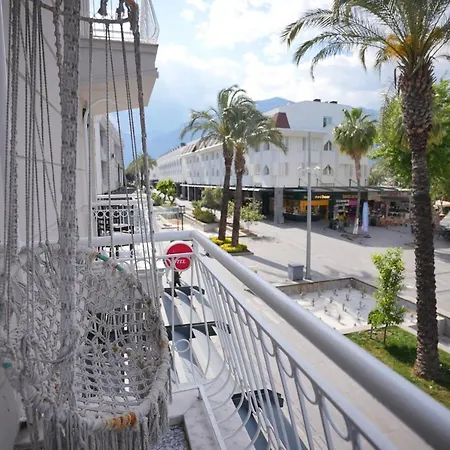Sea Front Pansiyon Hotel *